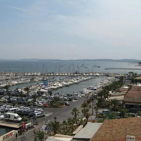 2 Pieces Avec Piscine, Loggia Et Parking - Proche Port Et Plages De - Fr-1-335-174 Apartment Hyeres